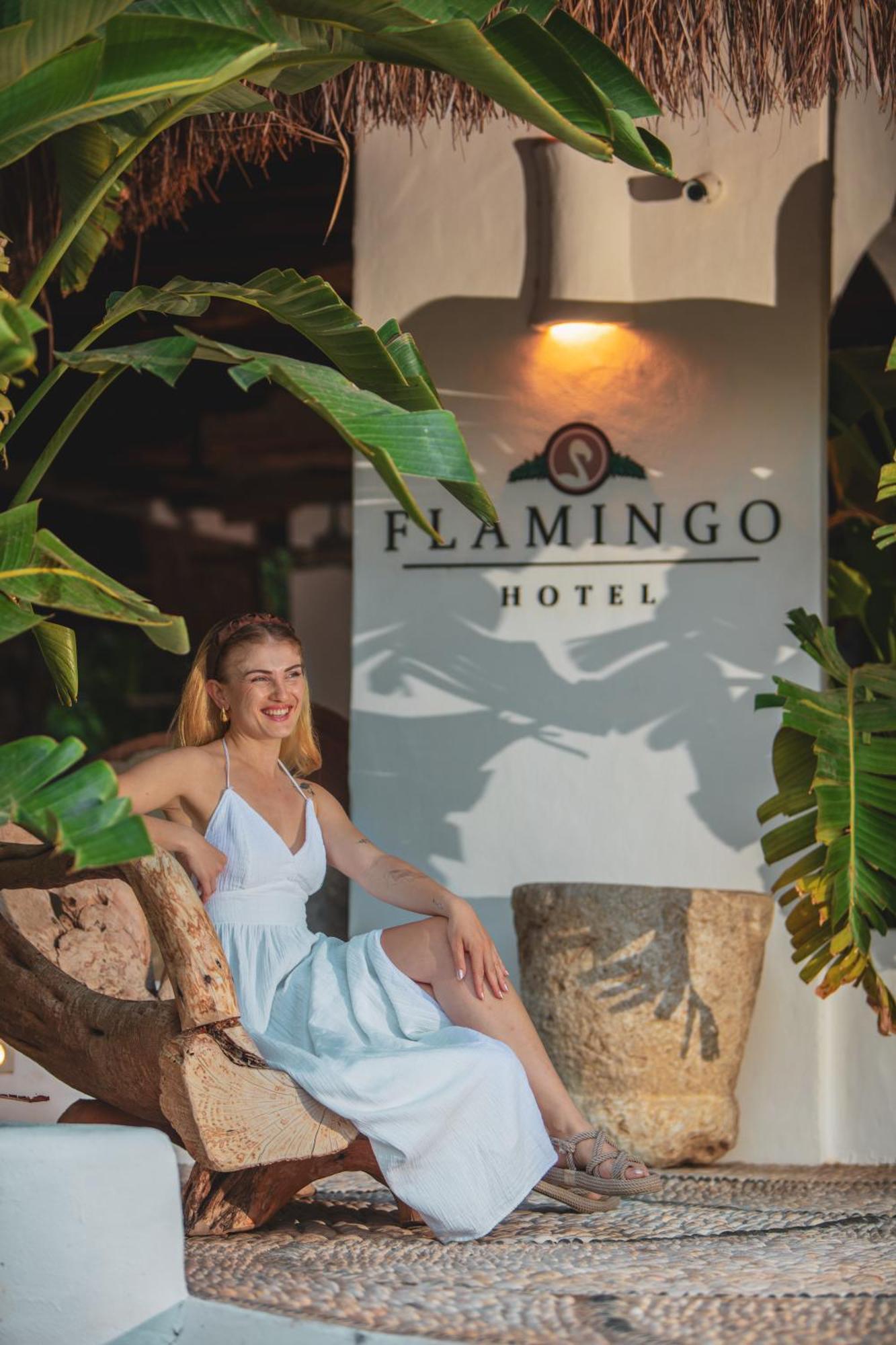 Flamingo Hotel & Spa - Pet Friendly โอลลุนเดนิซ ภายนอก รูปภาพ
